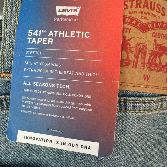 Levi’s 541 Athletic Taper (Stretch) Men’s Jeans Size 52 length 32, - Picture 3 of 5